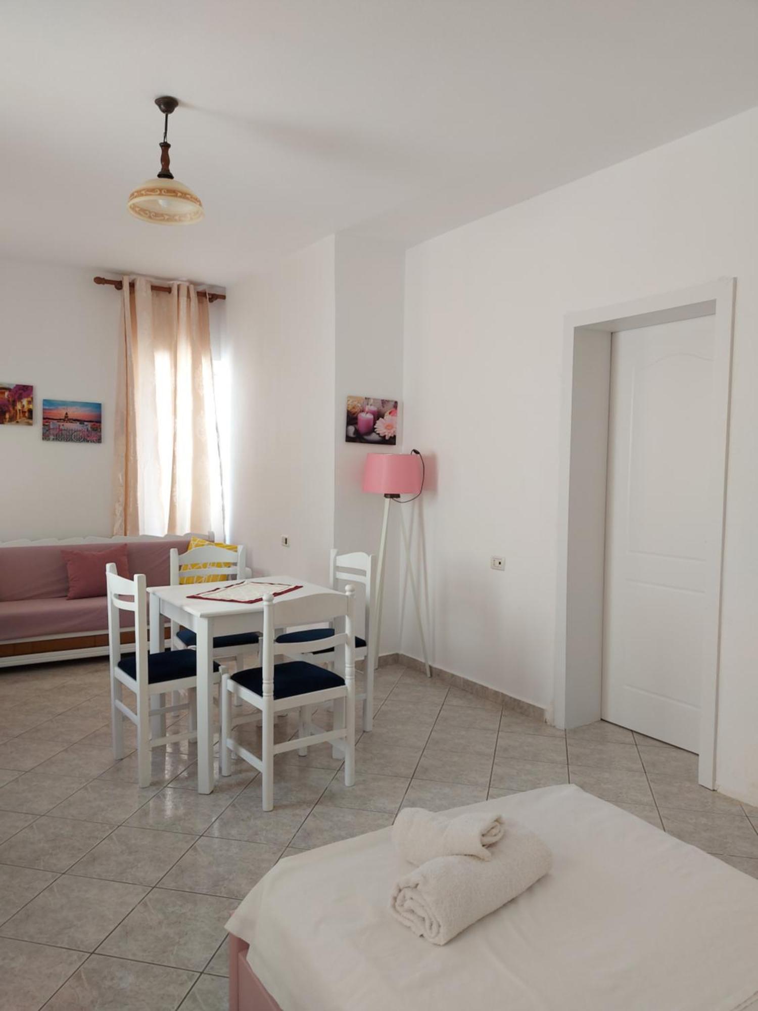 Vila Stupende Lägenhet Sarandë Rum bild